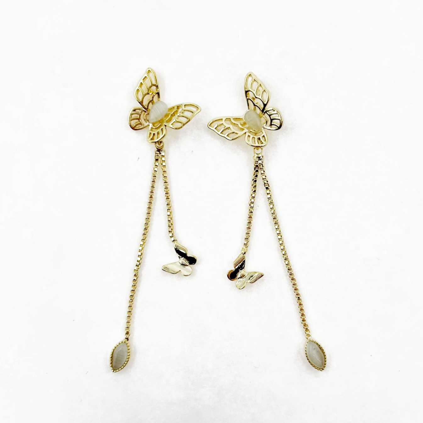 韓國 925純銀 金屬 蝴蝶 簍空 垂墜感 耳針式耳環