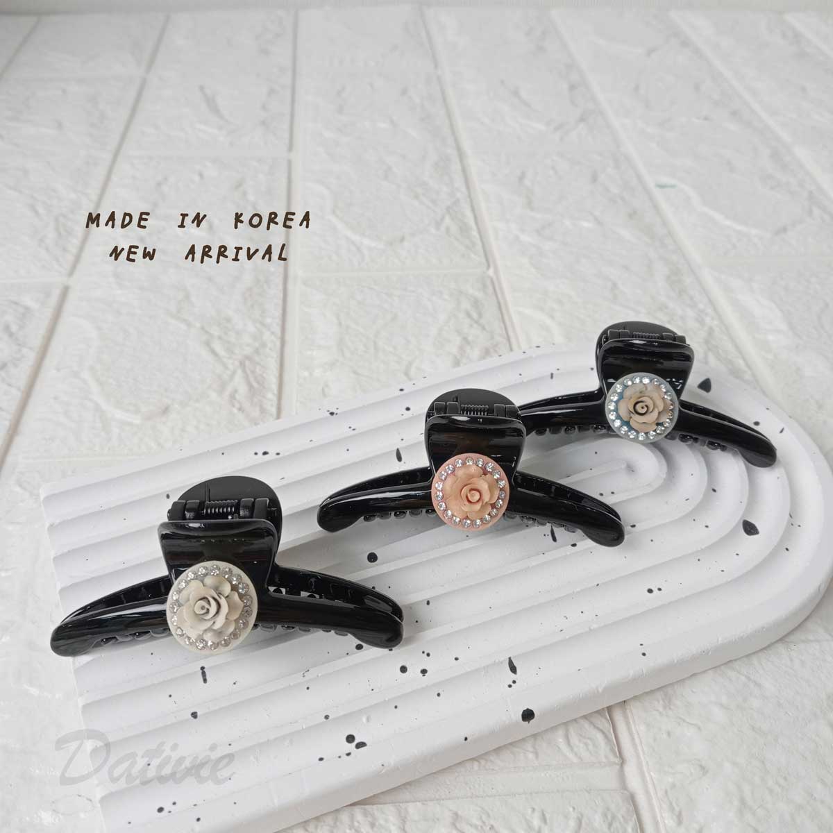 韓國 流行 優雅 氣質 鑲鑽 環繞 玫瑰 造型 小抓夾